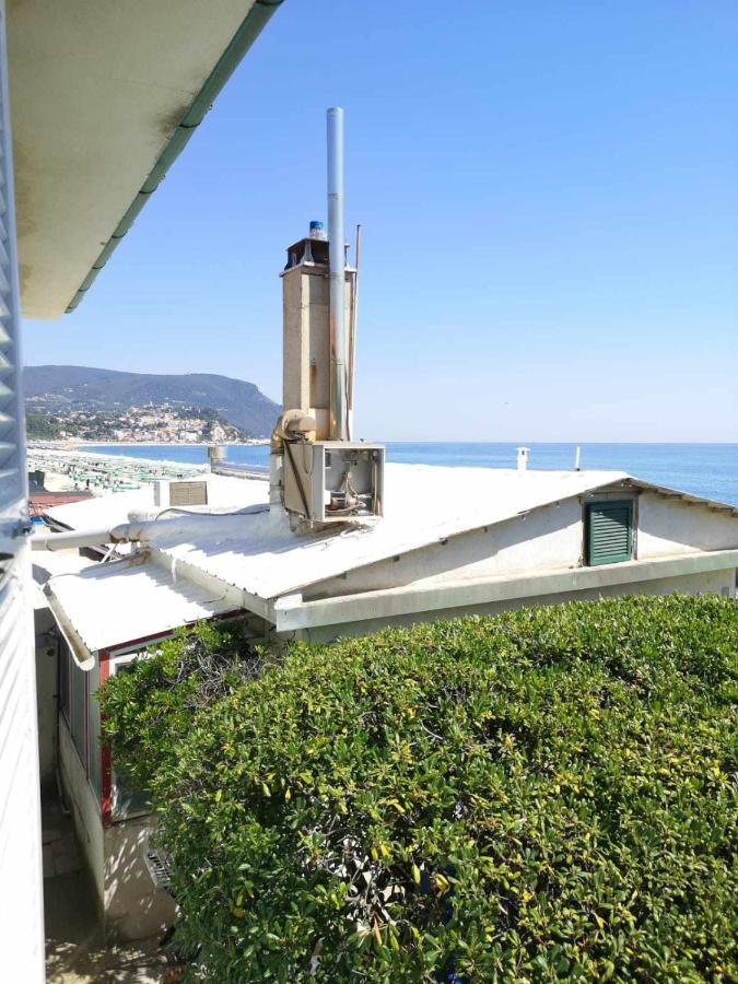 Апартаменти Giardino Sul Mare Casa Casoni Нумана Екстер'єр фото